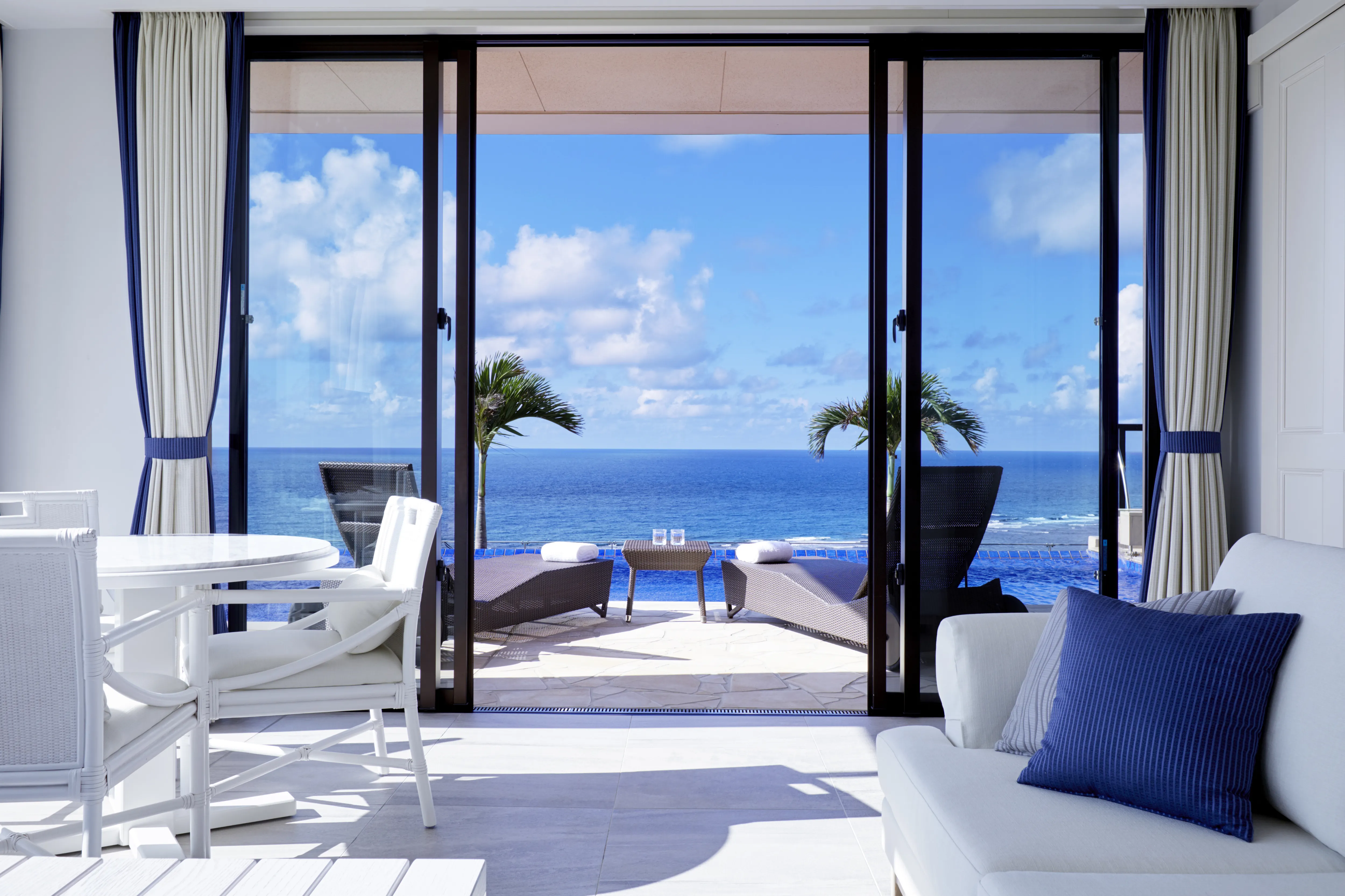 リゾートのシーン1